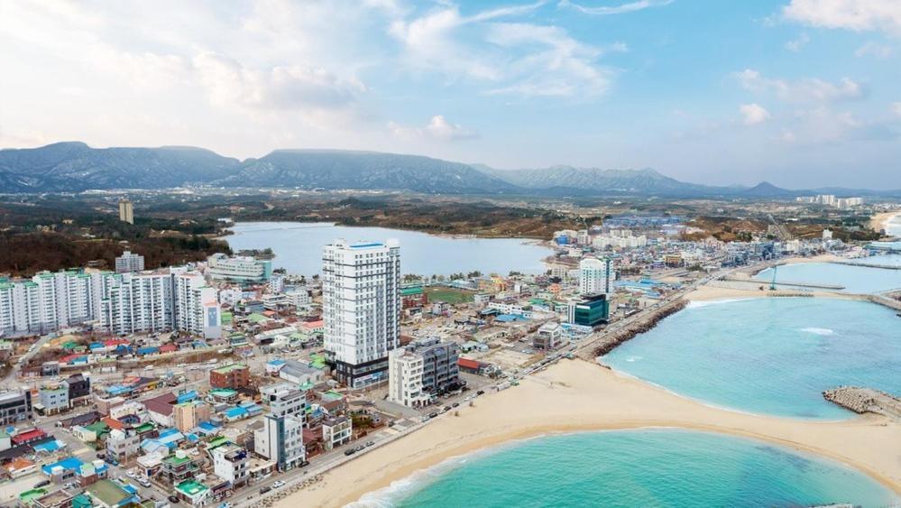 Hotel Sokcho Rianvichae Central Exterior foto